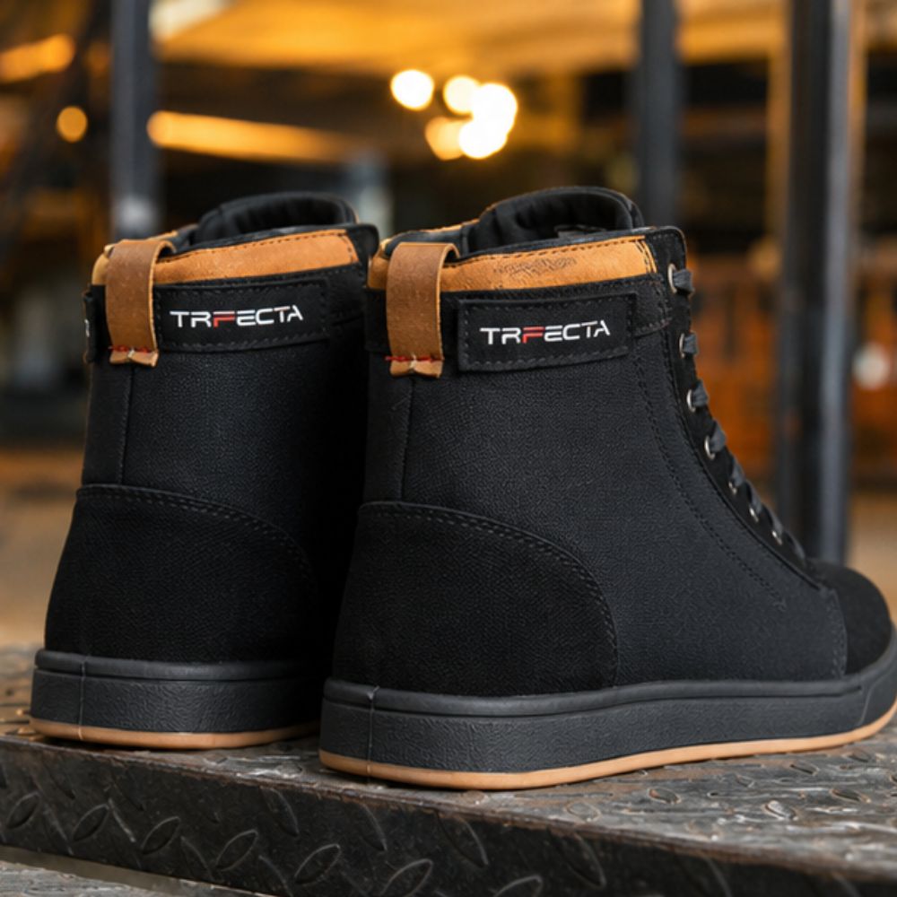 Men’s Black Motorcycle Sneakers – Lace-Up Riding Shoes for Street Riding