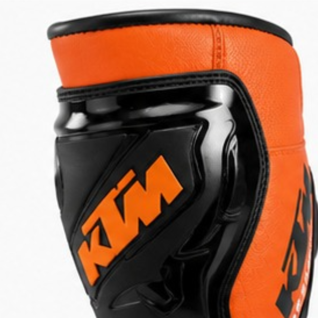 Leather Motorbike Boots for Men – Best Motorcycle Boots for Racing & Riding