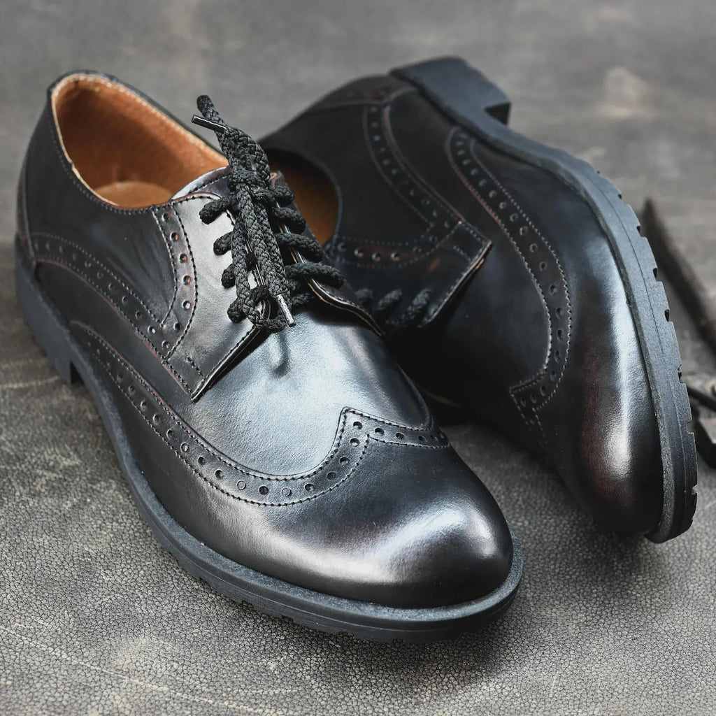 Handmade Black Leather Men’s Brogue Oxford Shoes – Classic Wingtip Derby